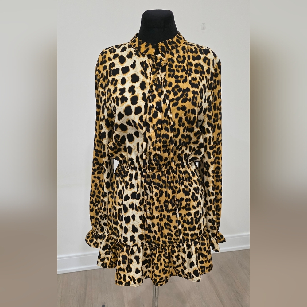 Boohoo Petite Leopard Print Mini Dress with Ruffles U S4